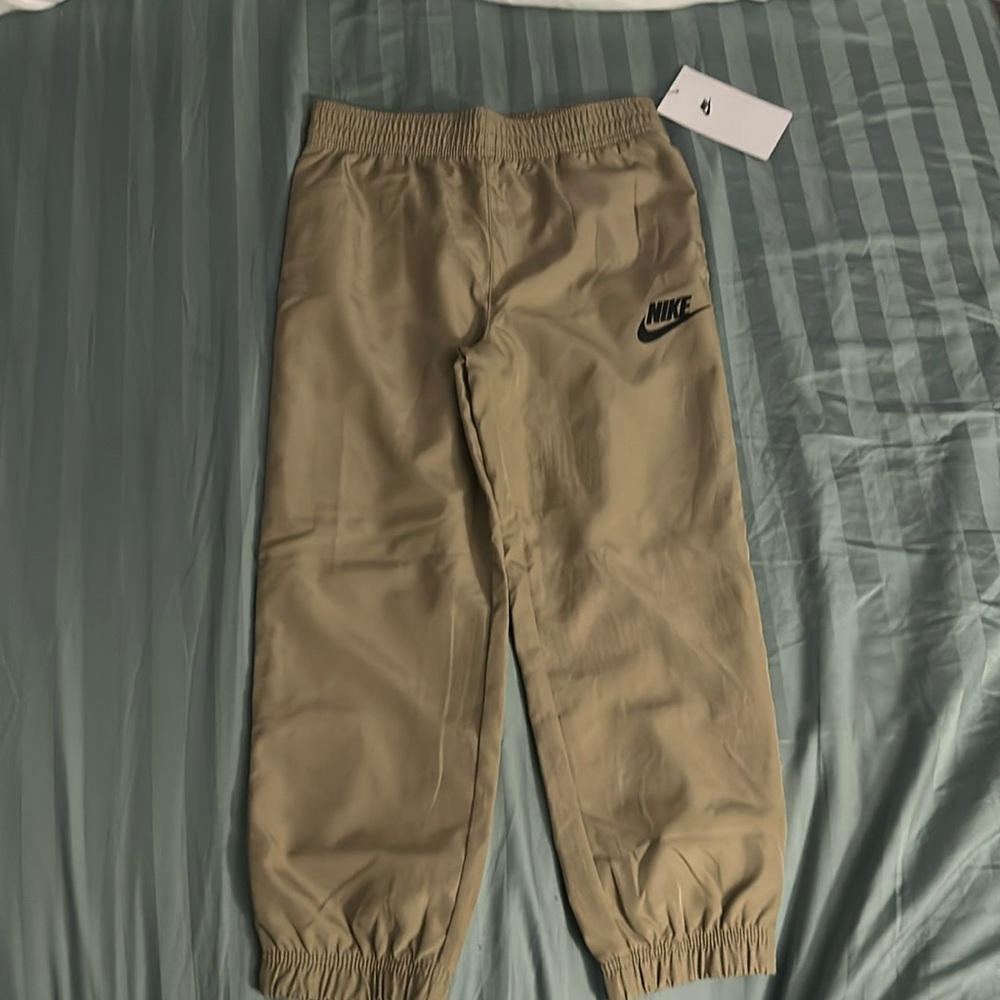 Nike kids windbreaker pants